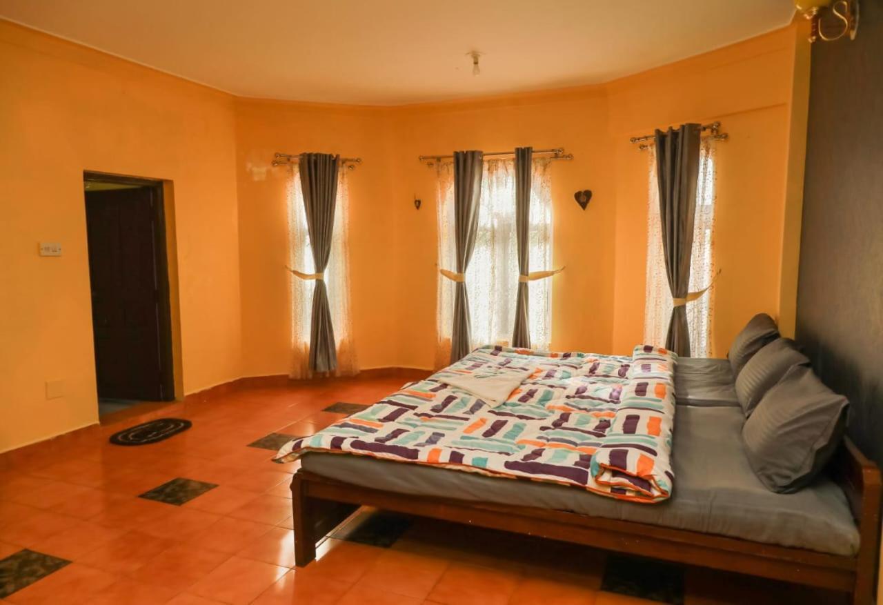Bob Leisure Hotel Ooty Buitenkant foto